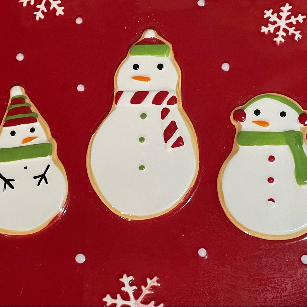 New Hallmark snowman oval ceramic plate, great for charcuterie or cookies - Picture 3 of 5